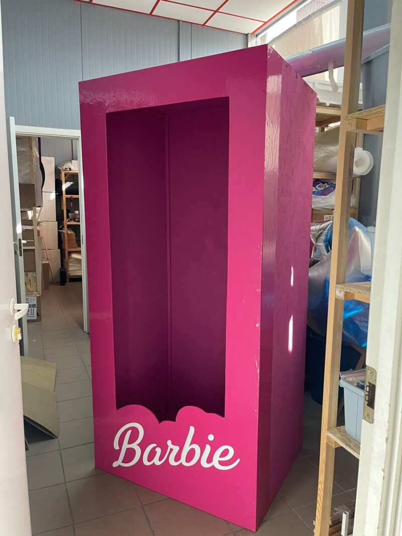 Коробка Барби