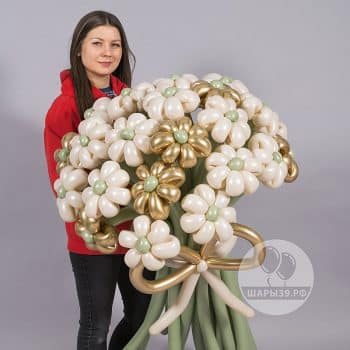 Стильные букет из ромашек. Шары39